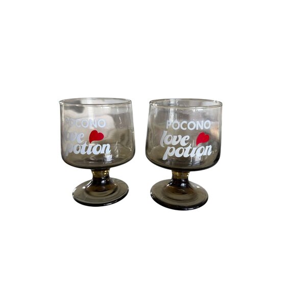 POCONOS Vintage Mount Airy Set of 2 Drinking Goblets Glasses - Picture 6 of 6